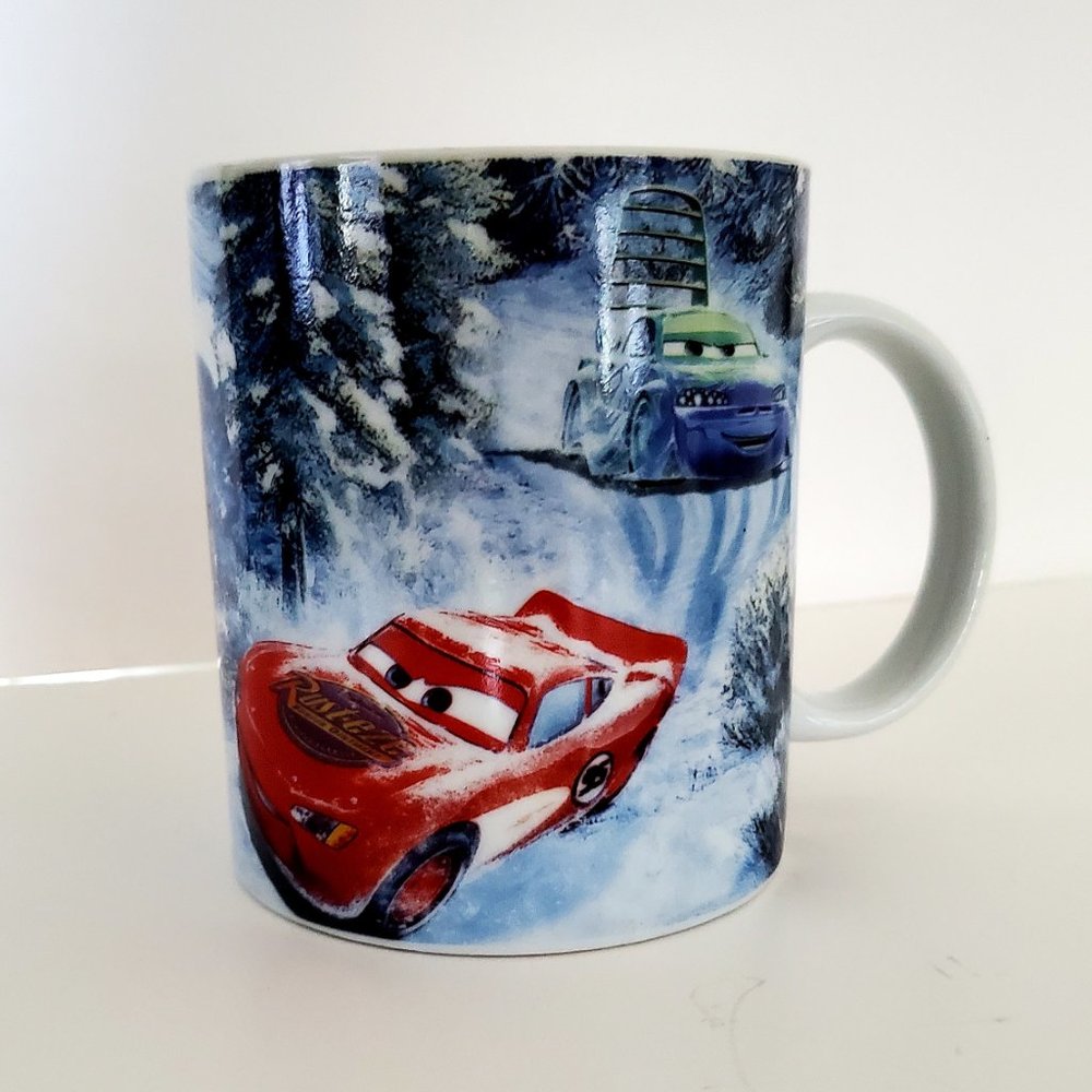 DISNEY COFFEE MUG | CARS MOVIE WINTER SCENERY | RACE CARS | COLLECTOR'S ITEM